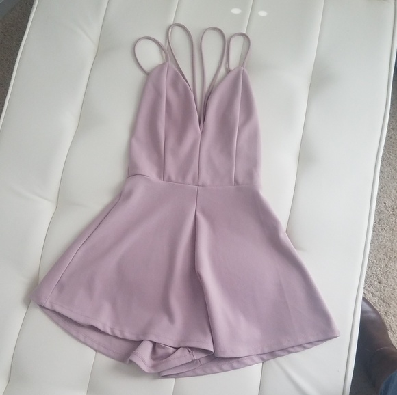 Charlotte Russe Strappy Lattice Back Romper - Picture 4 of 7